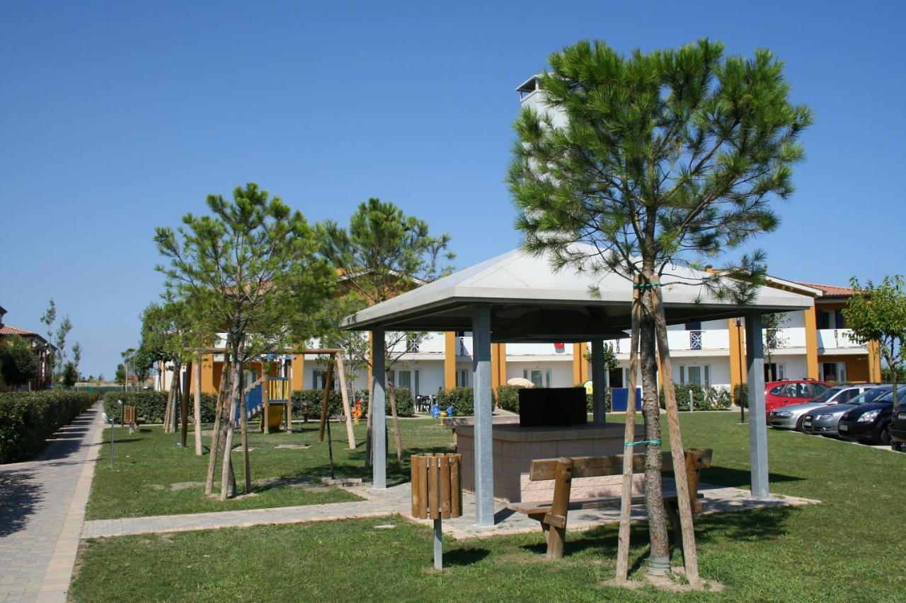 Pini Village Lido Altanea Caorle Exterior foto